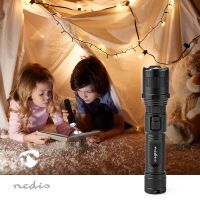 Nedis LED-Taschenlampe / Batteriebetrieben / 3.7 V DC / 10 W / N/A / Batterien enthalten / Wiederaufladbar / Nennlichtstrom: 1000 lm / Lichtbereich: 110 m / Strahlungswinkel: 9.5 °