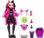 Mattel Monster High Puppe und Pyjamapartyzubehör, Draculaura, Schaurig schöne Pyjamaparty