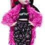 Mattel Monster High Puppe und Pyjamapartyzubehör, Draculaura, Schaurig schöne Pyjamaparty